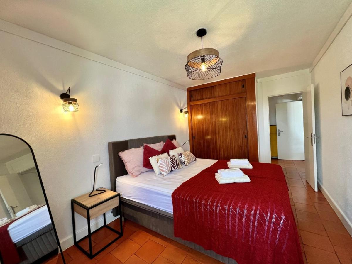 Armacao De Pera Brightness 2 With Pool By Homing Apartman Kültér fotó