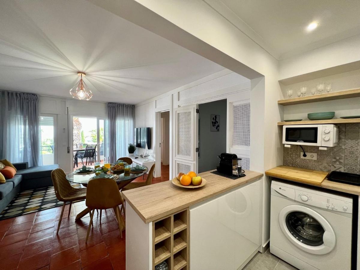 Armacao De Pera Brightness 2 With Pool By Homing Apartman Kültér fotó